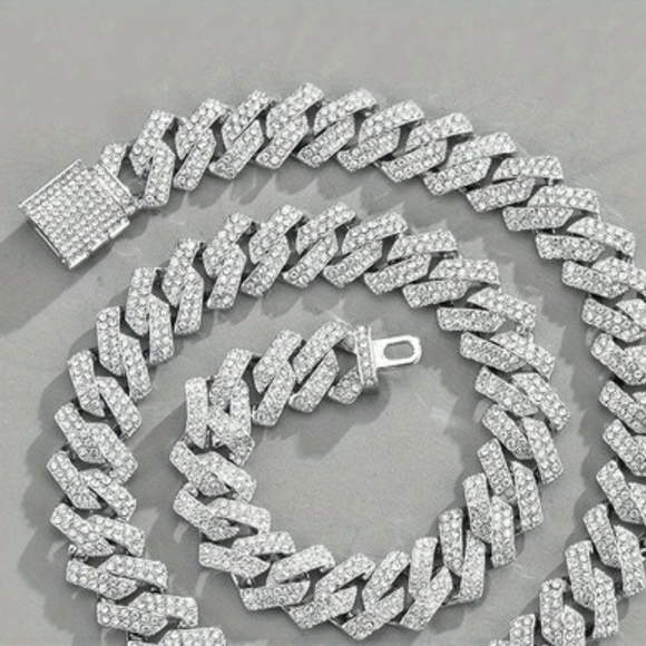 16mm Cuban Link Chain - Picture 7 of 10